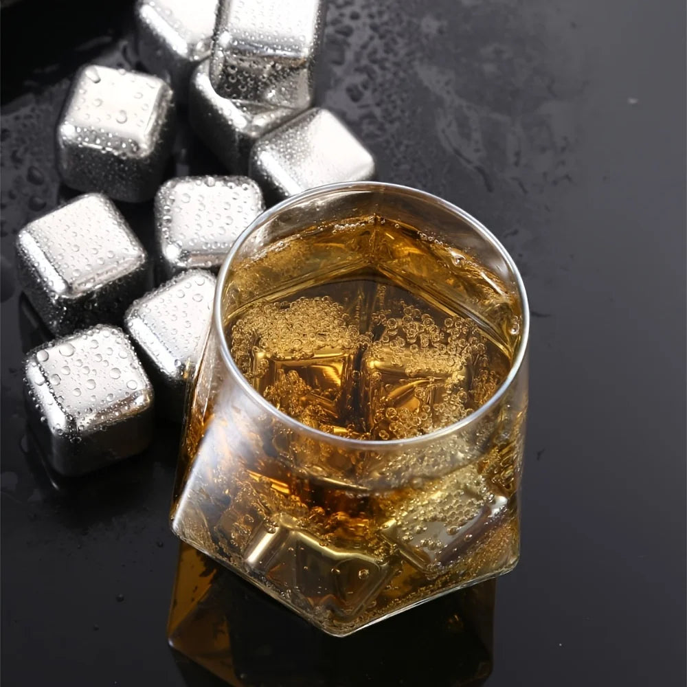 お酒が薄まる悩みに｜ステンレス製アイスキューブ — 溶けずに冷たさキープ